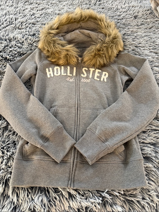 Hollister Sweaters - Hollister Gray Zip-Up Hoodie with Faux Fur Hood Trim